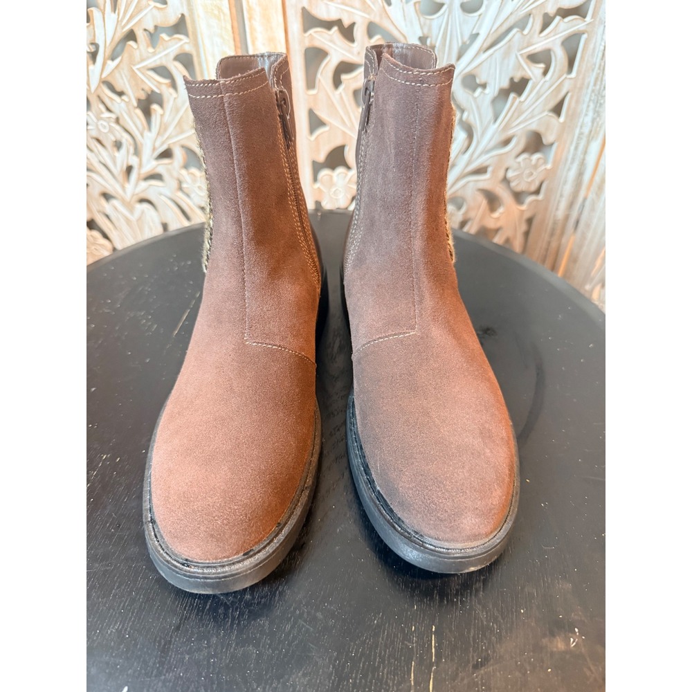 Clarks Collection Brown Suede Ankle Boot Knit Panel Lug Sole 261678484055 Size 8